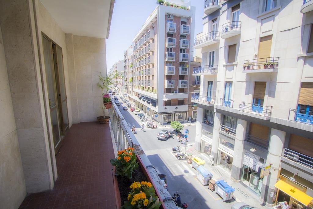 Bari Grand Central Apartment Exterior foto